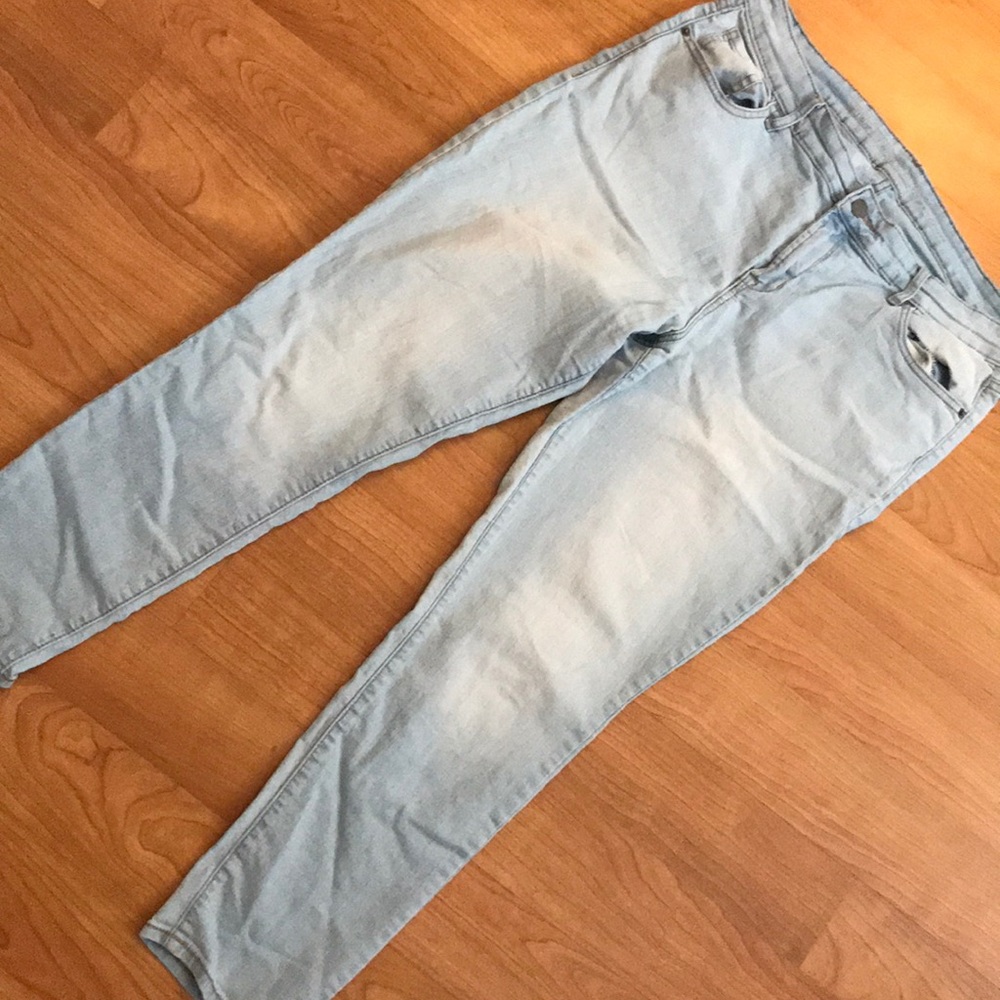 Old Navy Mid-Rise Super Skinny Jeans